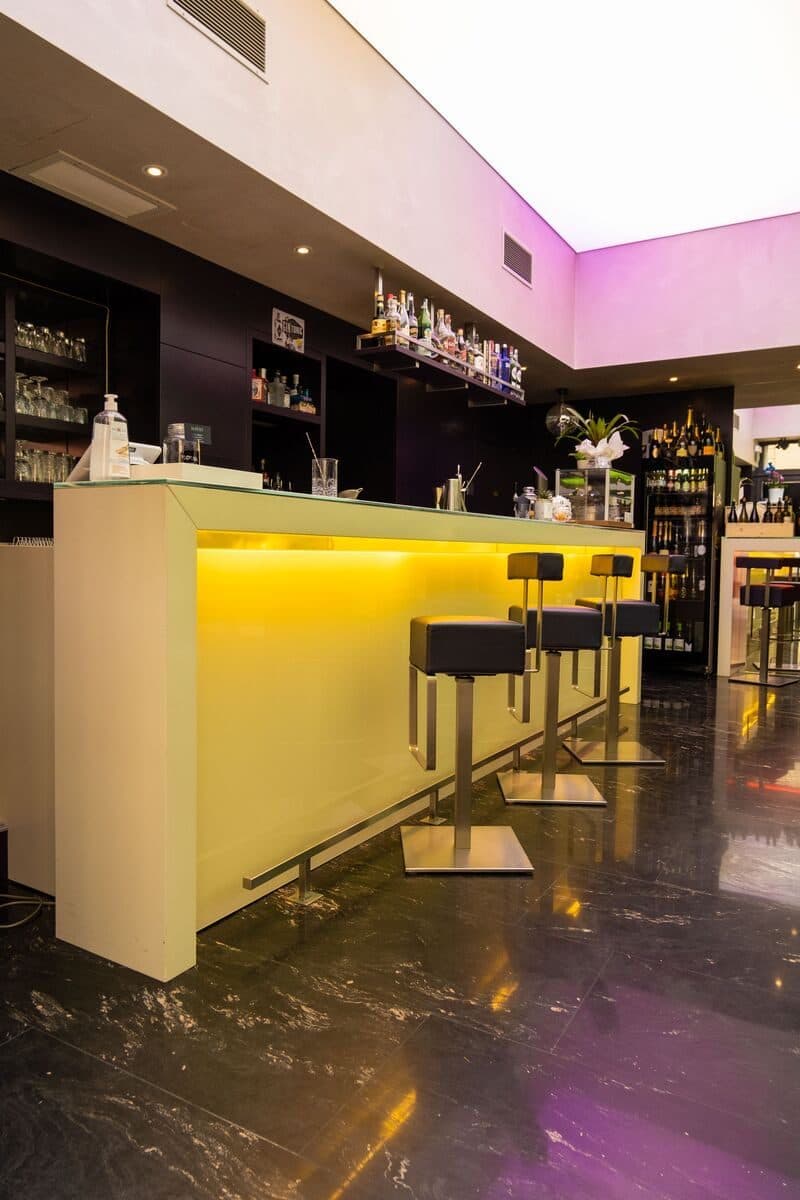 CEDESI BAR IN CENTRO STORICO A TRENTO