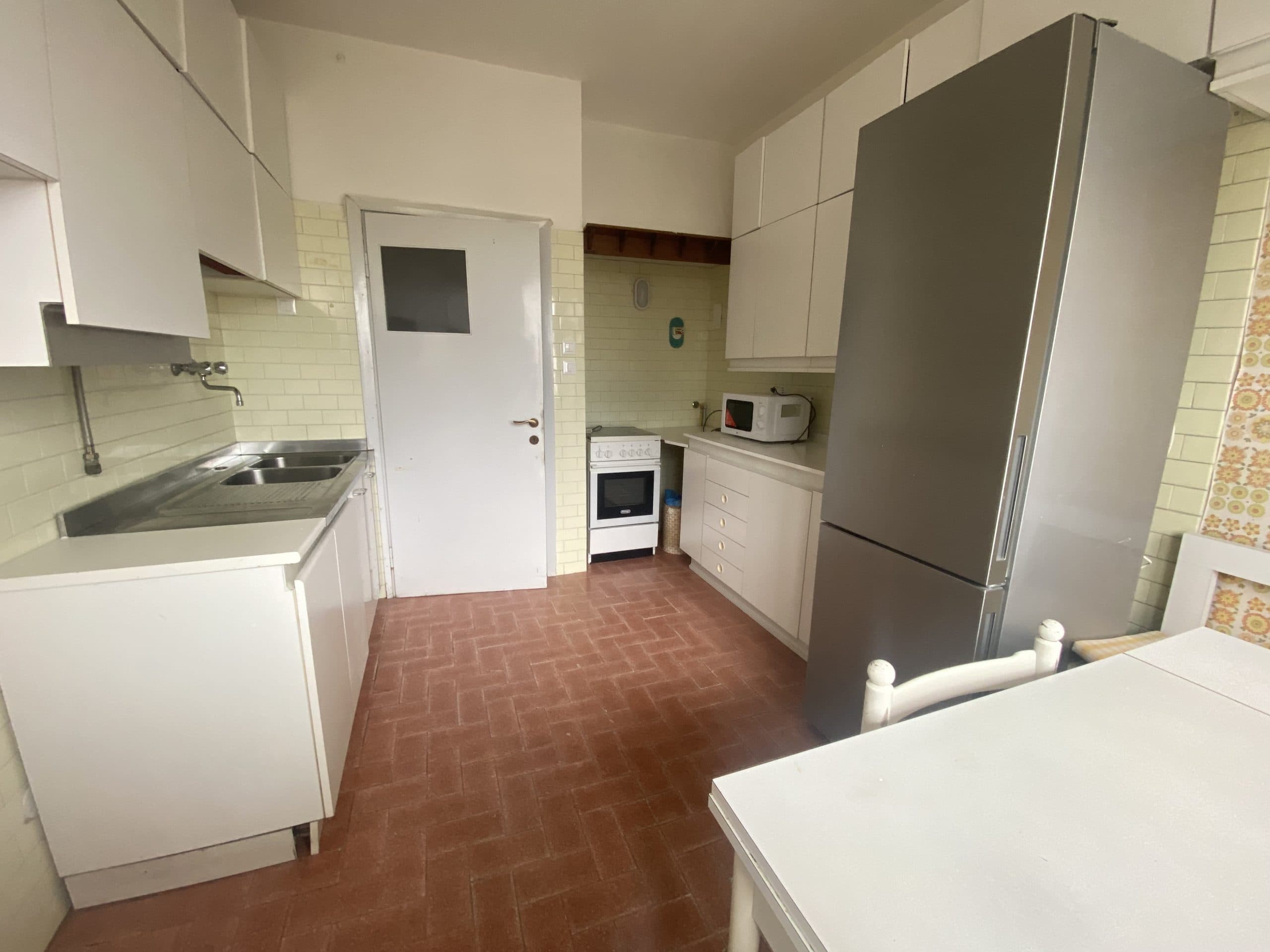 AFFITTASI STANZA IN VIA ZARA