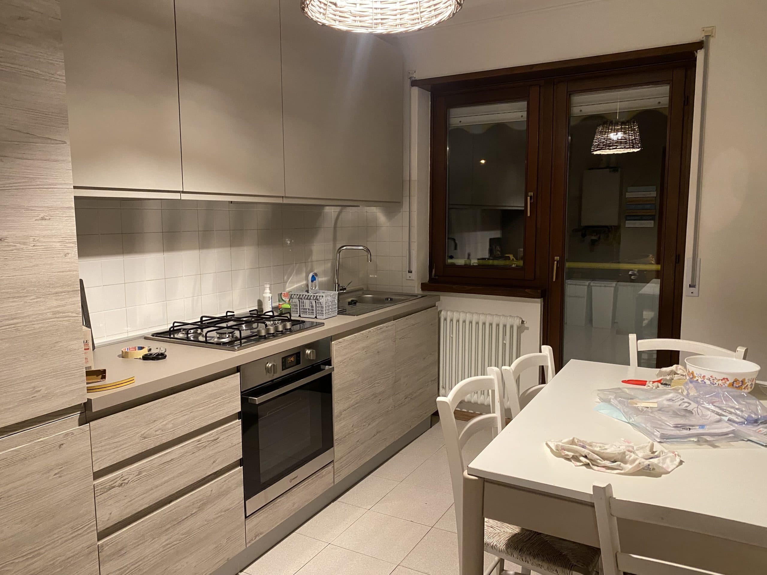 AFFITTASI STANZA IN VIA DEGASPERI