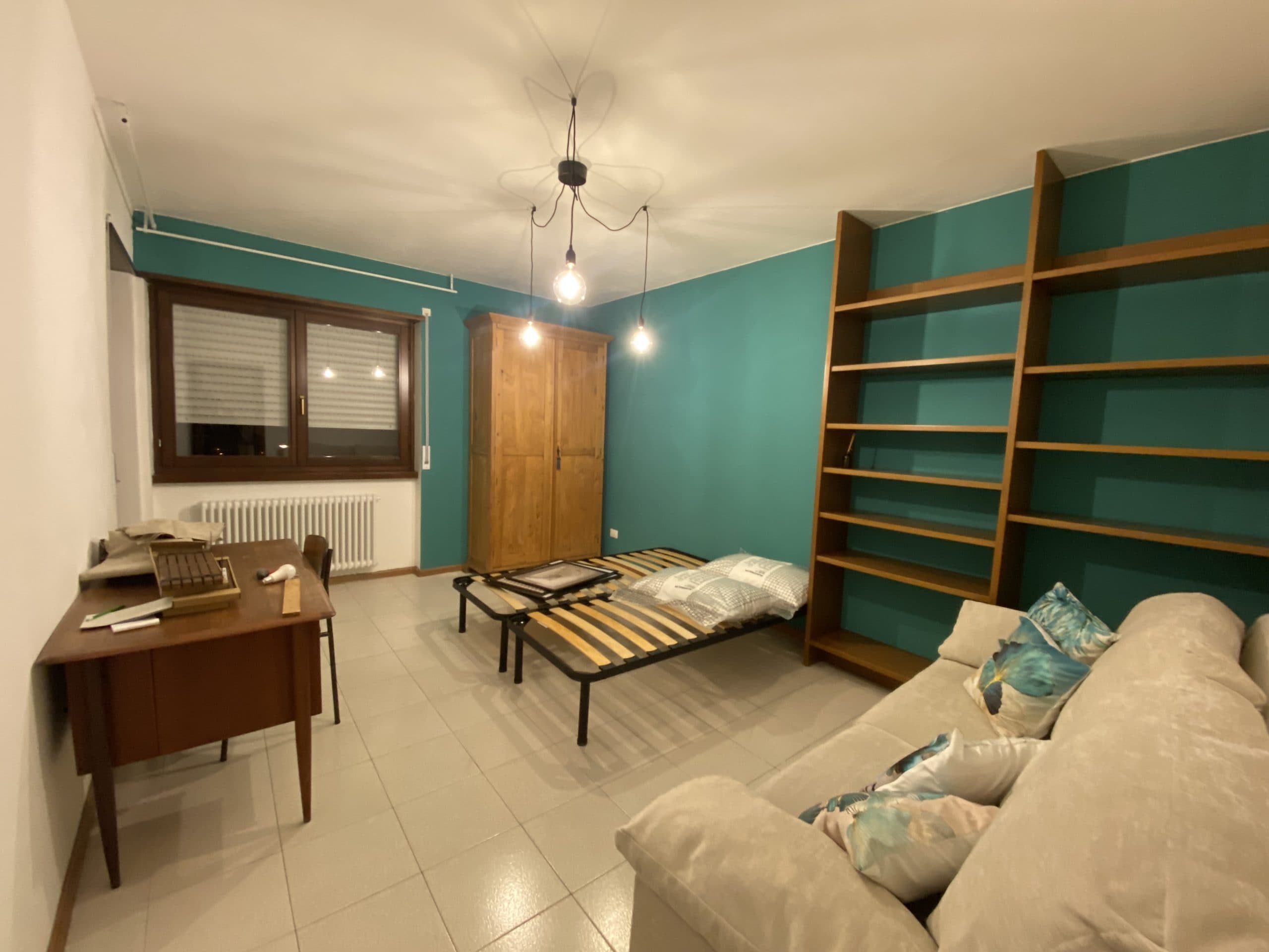 AFFITTASI STANZA IN VIA DEGASPERI