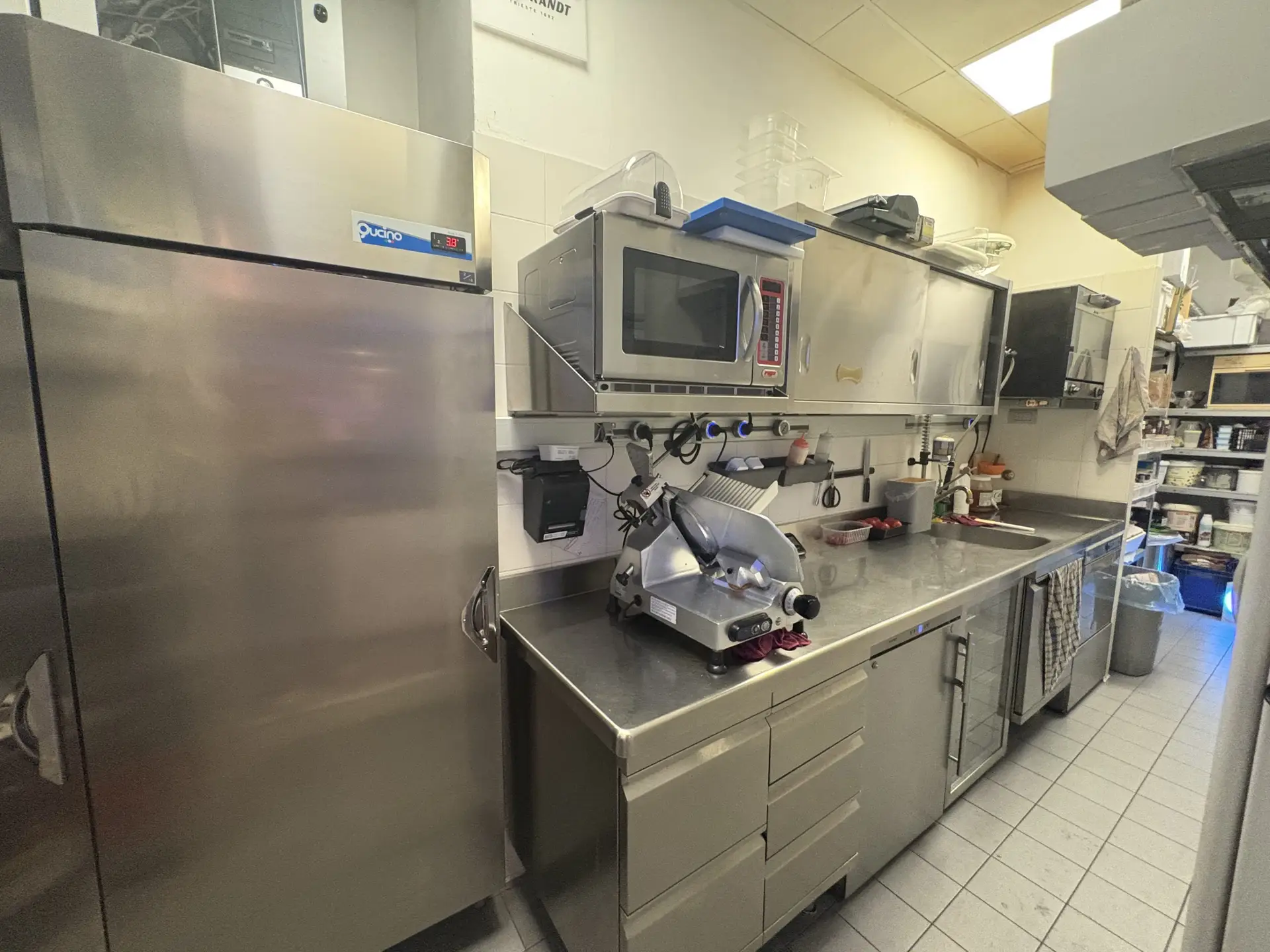 AFFITTASI BAR IN CENTRO TRENTO