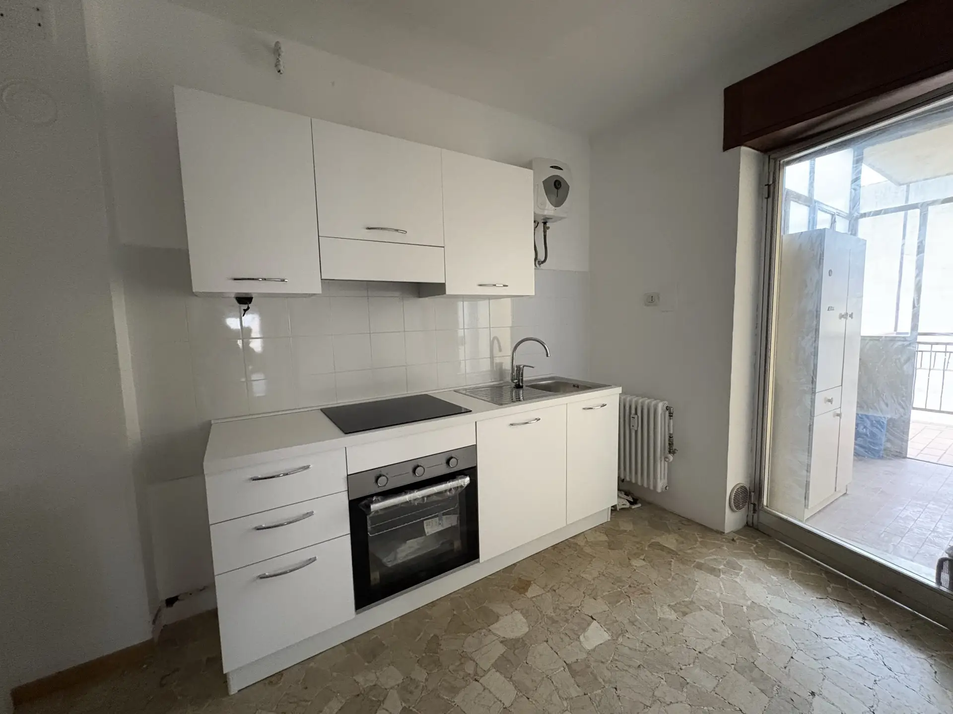 AFFITTASI IN VIA BRIGATA ACQUI APPARTAMENTO