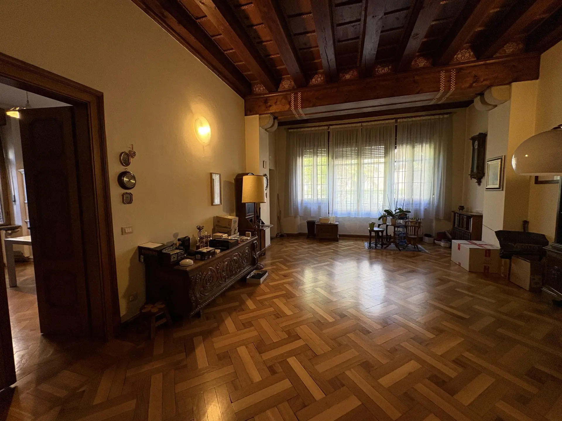 VENDESI PRESTIGIOSA VILLA LIBERTY IN VIA BRIGATA ACQUI