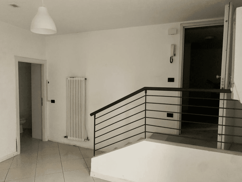 AFFITTASI IN VIA ZARA VIA GRAZIOLI UFFICIO