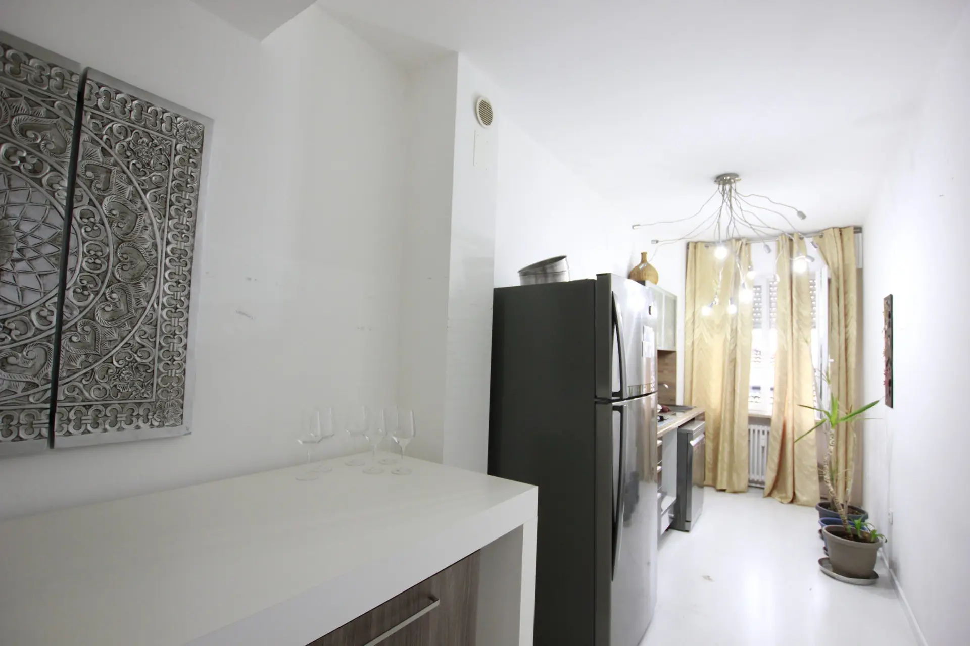 VENDESI ELEGANTE APPARTAMENTO 3 STANZE IN BOLGHERA CON GARAGE