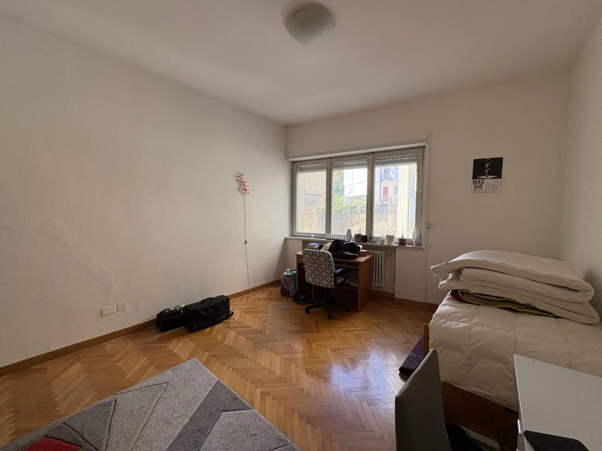 AFFITTASI STANZA IN VIA CESARE ABBA PER STUDENTI