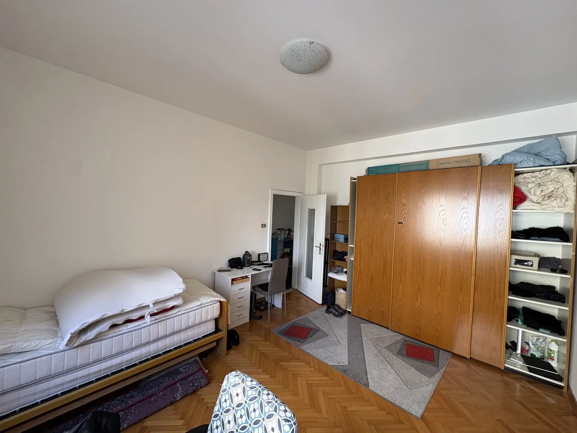 AFFITTASI STANZA IN VIA CESARE ABBA PER STUDENTI