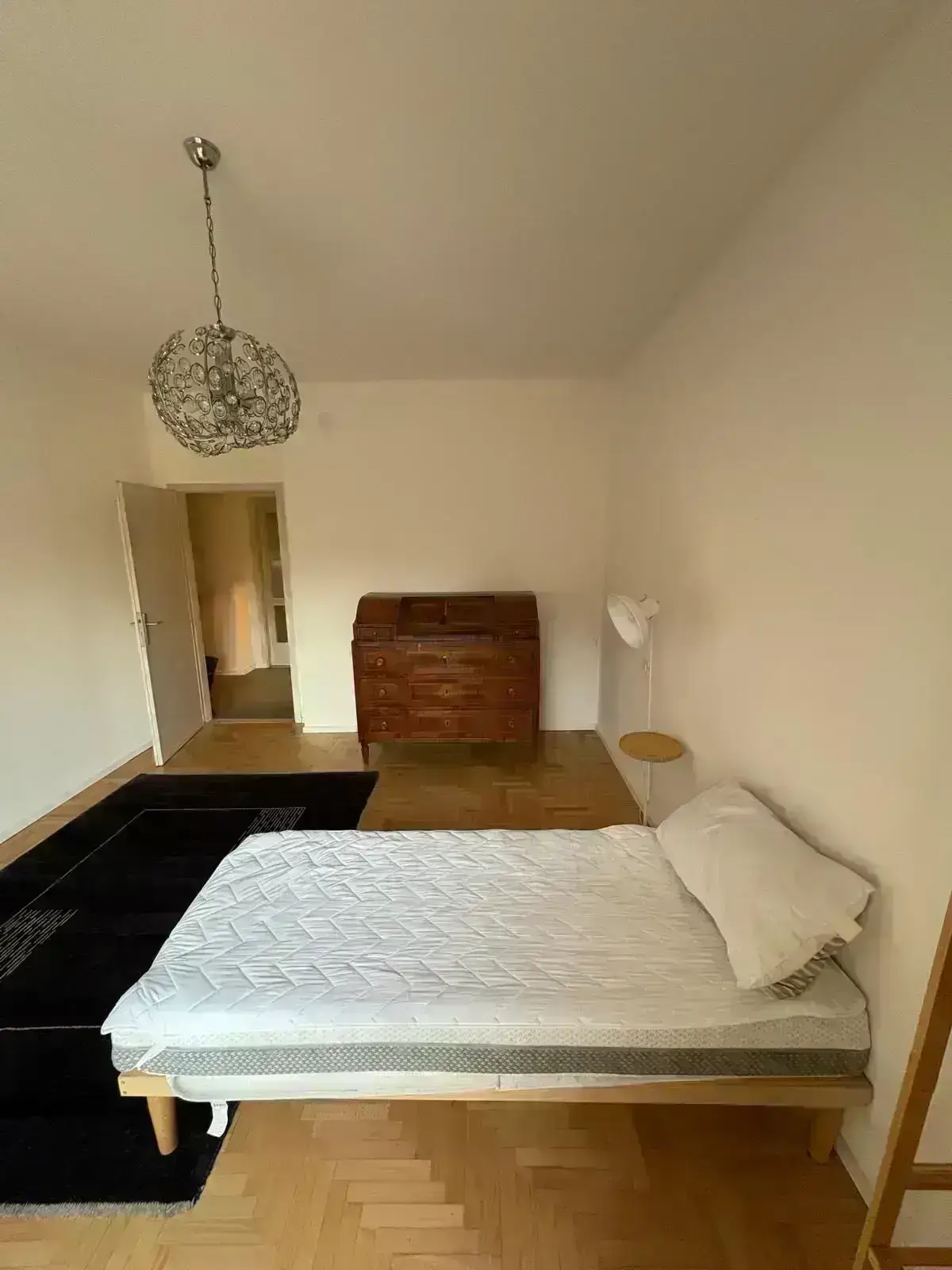 AFFITTASI STANZA SINGOLA PER STUDENTE IN VIA SANTA CROCE